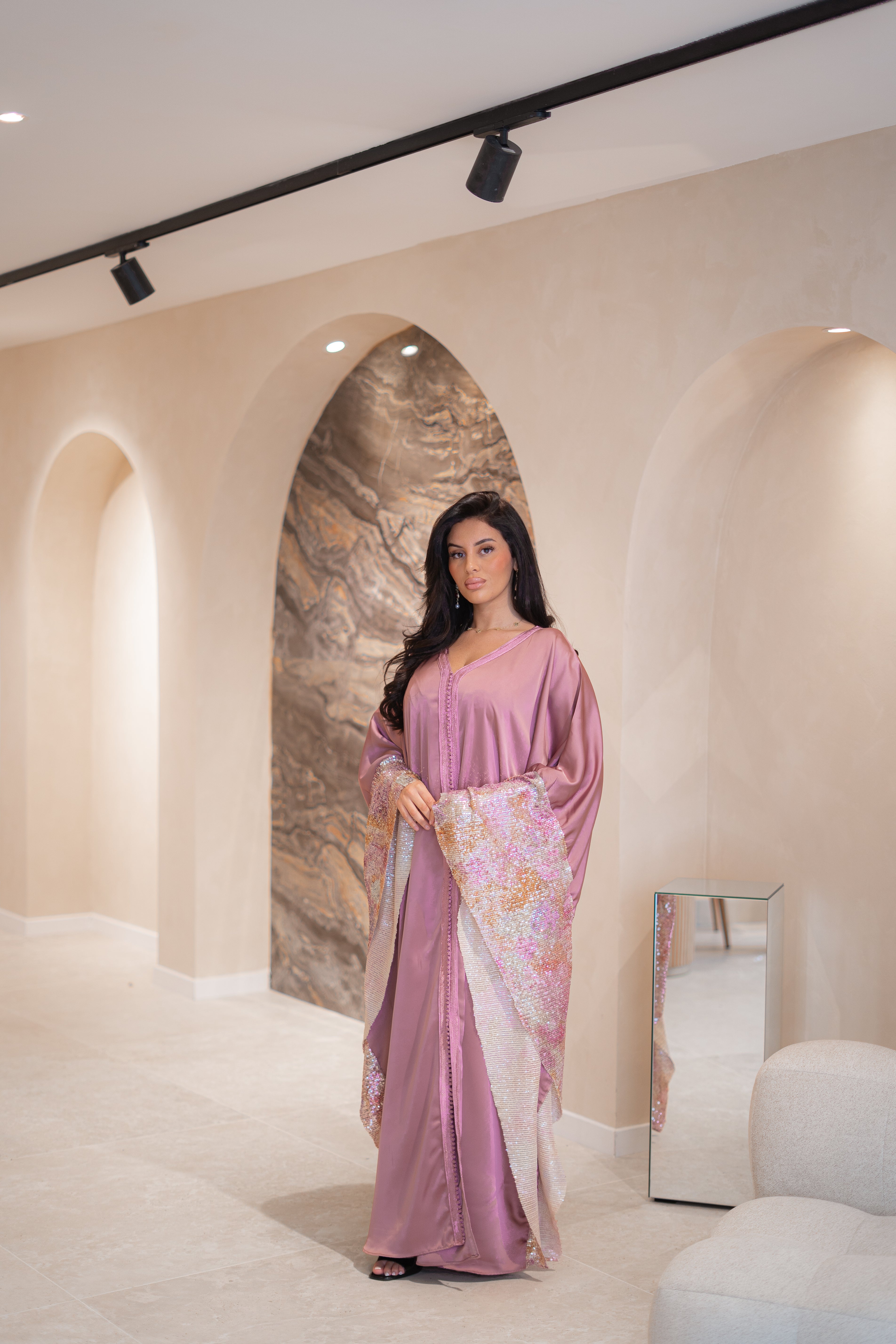 Gandoura Ezra en drap de soie et sequins