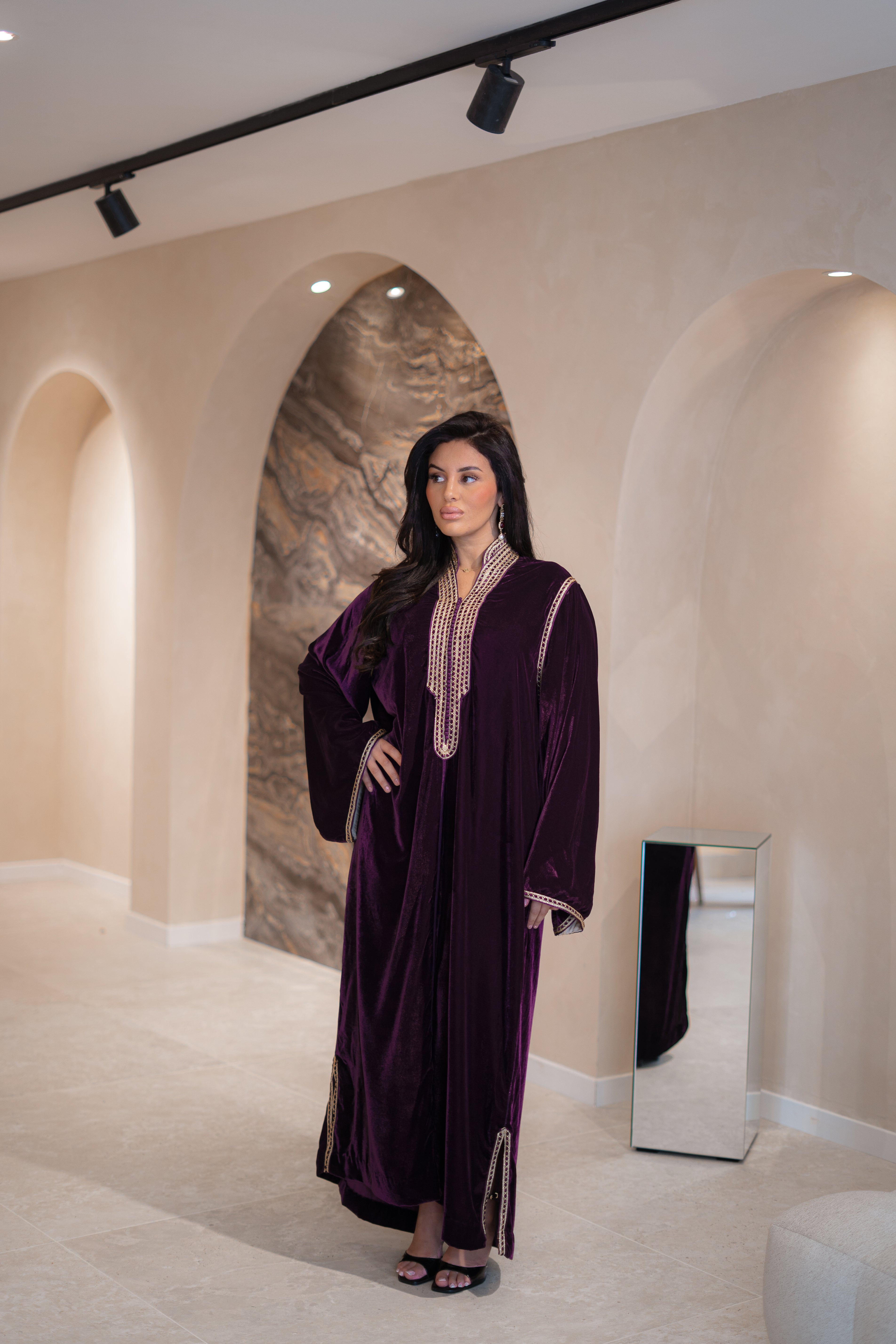 Gandoura Youssra en velours de soie